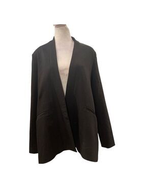 LADY B M black open panel blazer with split
on both sides to armpit faux pockets